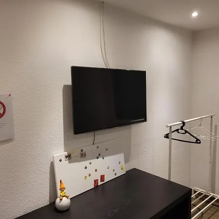 Gaestezimmer منزل للإقامة